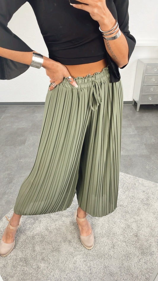 Pantalones plisados caqui