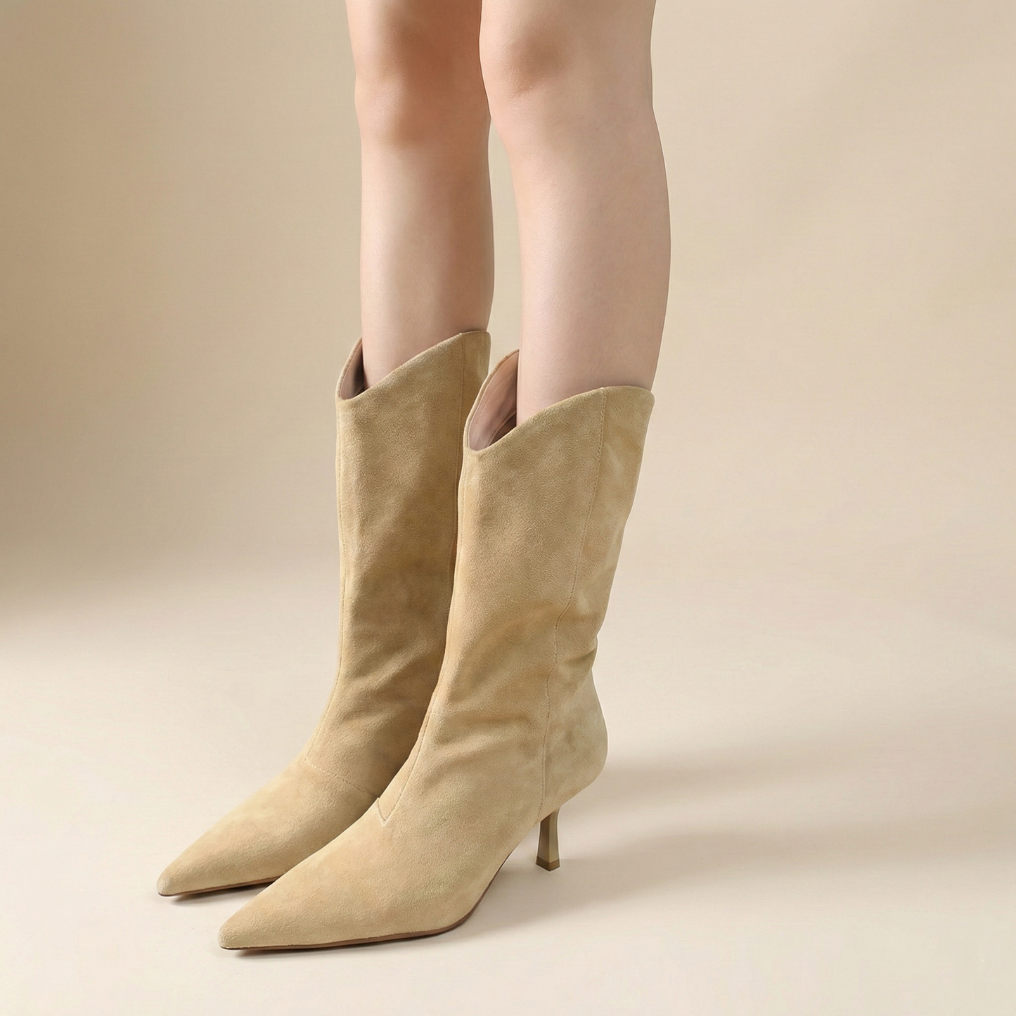 Botas vaqueras retro con punta puntiaguda